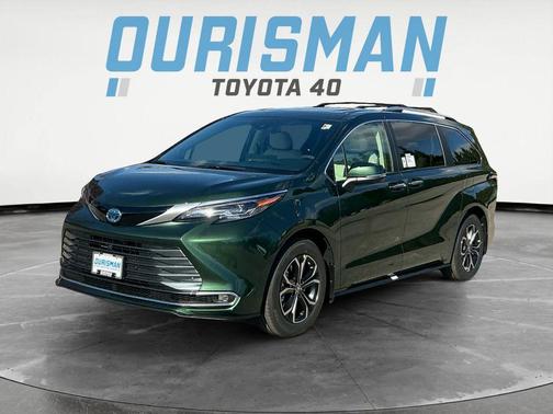 2025 Toyota Sienna Platinum