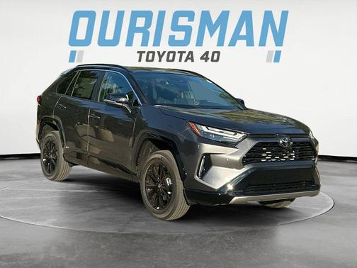 2025 Toyota RAV4 Hybrid SE