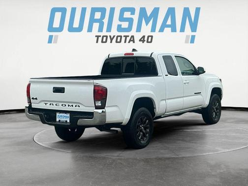 2022 Toyota Tacoma SR5