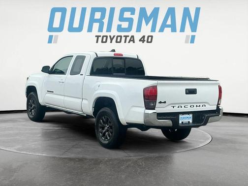 2022 Toyota Tacoma SR5