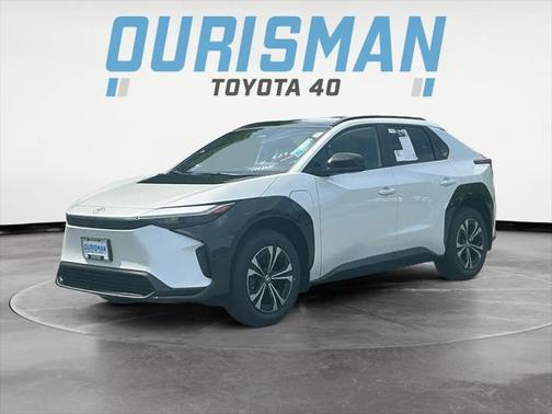 2025 Toyota bZ4X XLE