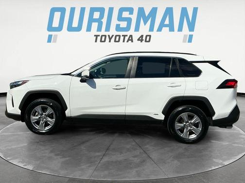 2022 Toyota RAV4 Hybrid XLE
