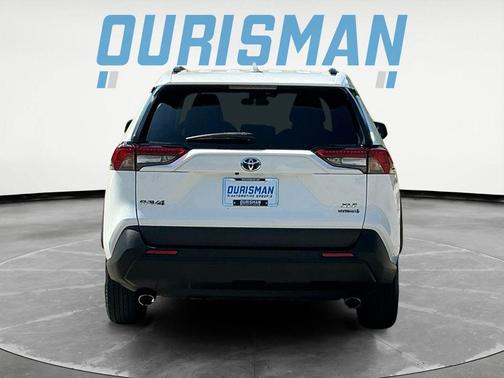 2022 Toyota RAV4 Hybrid XLE