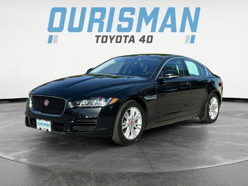2017 Jaguar XE 25t Premium