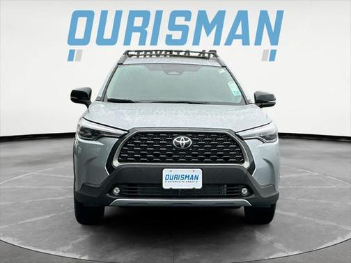 2025 Toyota Corolla Cross XLE