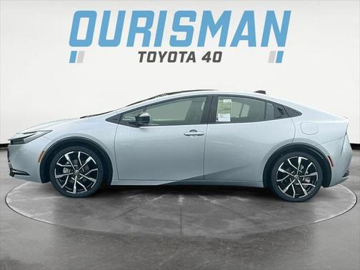 2025 Toyota Prius L