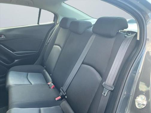 2018 Mazda Mazda3 Sport