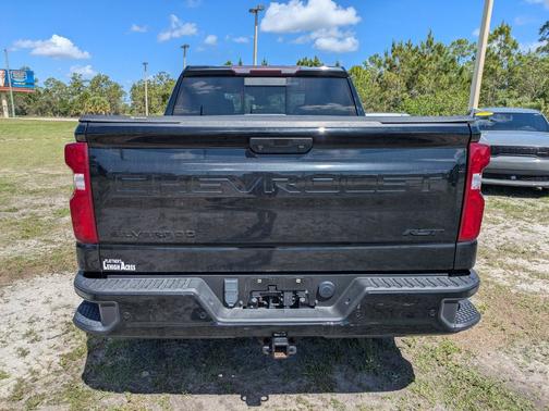 Black 2022 Chevrolet Silverado 1500 RST
