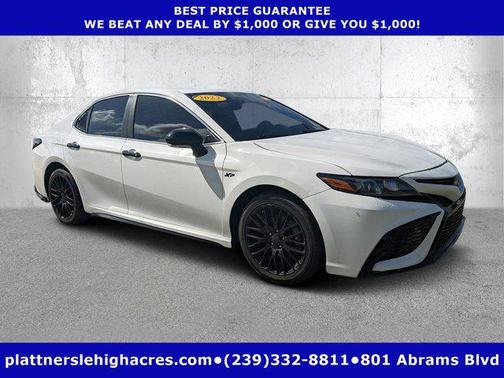 2022 Toyota Camry SE