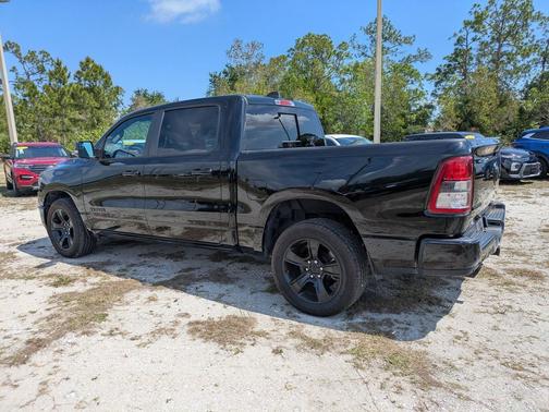 Diamond Black Crystal Pearlcoat 2022 RAM 1500 Big Horn/Lone Star