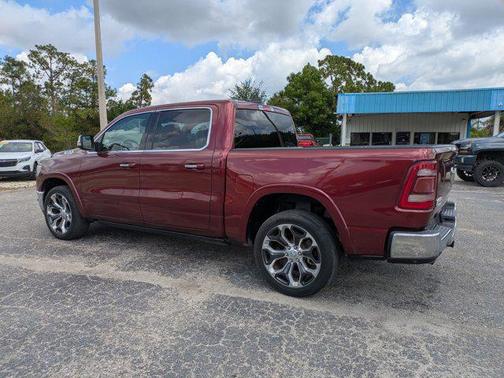 Delmonico Red Pearlcoat 2019 RAM 1500 Longhorn