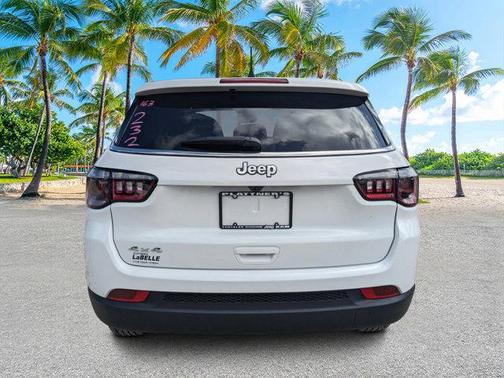 2024 Jeep Compass Sport