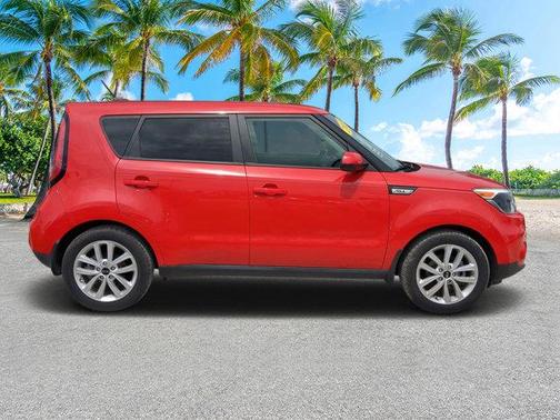 2017 Kia Soul +