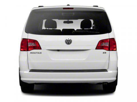 2010 Volkswagen Routan SEL