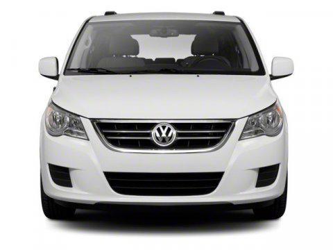 2010 Volkswagen Routan SEL