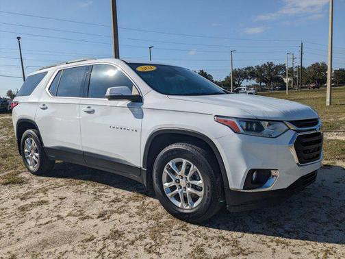 2021 Chevrolet Traverse LT Cloth