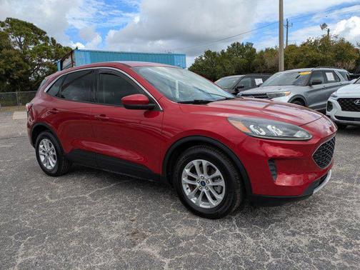 2021 Ford Escape SE