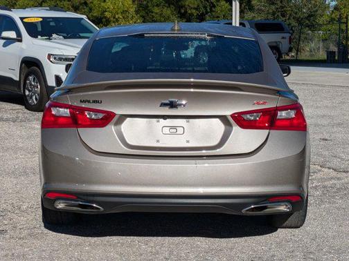 2022 Chevrolet Malibu FWD RS