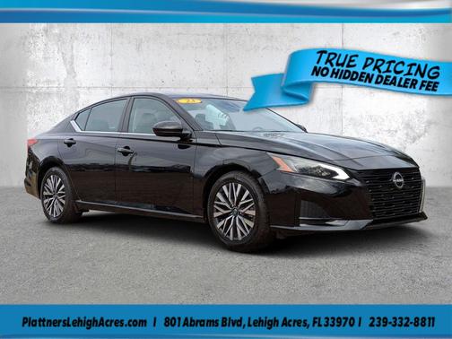 Super Black 2023 Nissan Altima 2.5 SV