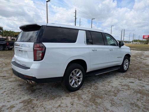 Summit White 2023 Chevrolet Suburban Premier