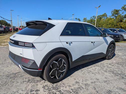 2022 Hyundai IONIQ 5 SE