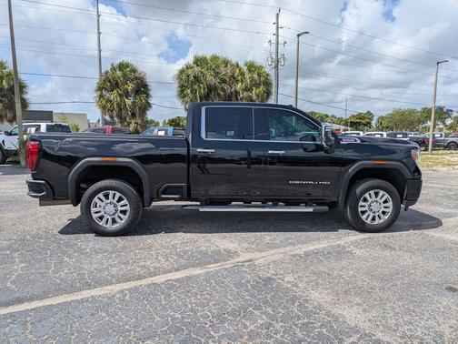 Onyx Black 2023 GMC Sierra 2500 Denali
