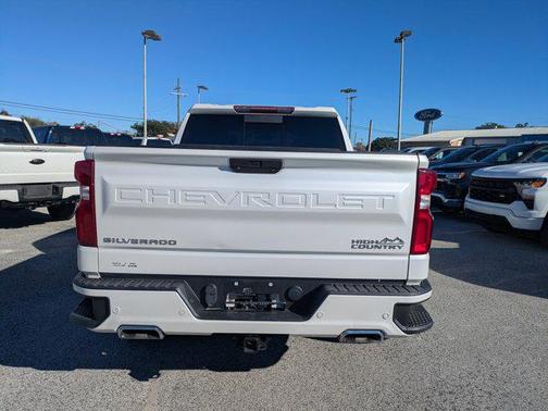2022 Chevrolet Silverado 1500 High Country