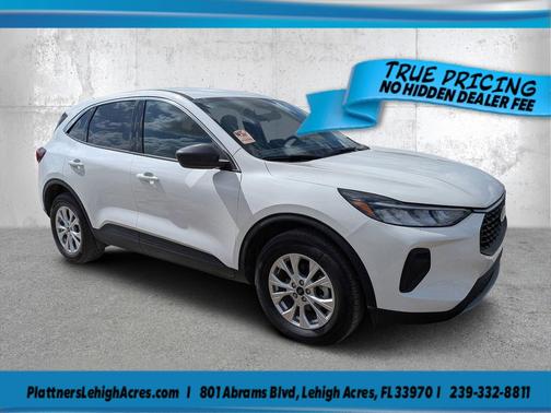 Star White Metallic Tri-Coat 2023 Ford Escape Active
