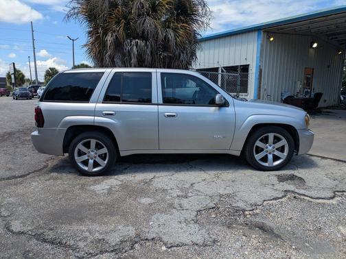 Silverstone Metallic 2008 Chevrolet Trailblazer SS
