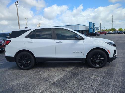 Summit White 2024 Chevrolet Equinox LS