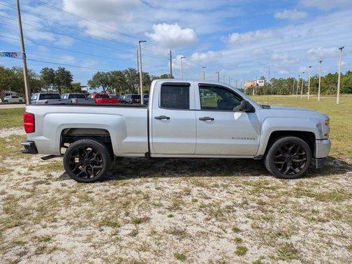 2017 Chevrolet Silverado 1500 Custom