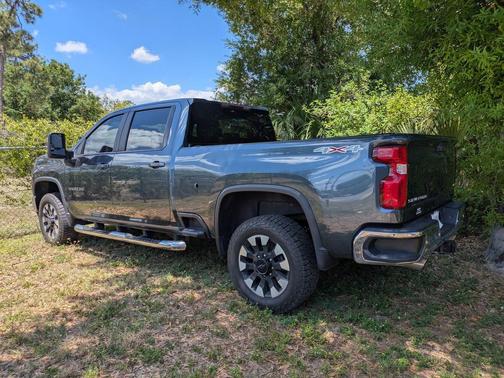 Shadow Gray Metallic 2020 Chevrolet Silverado 2500 LT