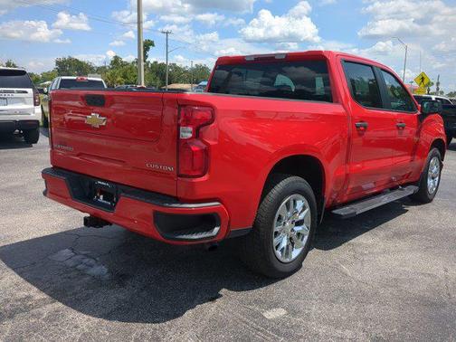 2022 Chevrolet Silverado 1500 Custom