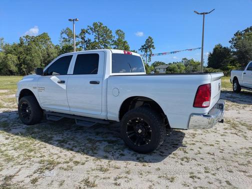 Bright White Clearcoat 2022 RAM 1500 Tradesman