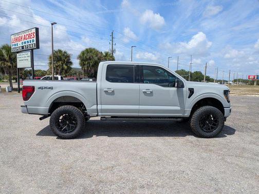 Avalanche 2026 Ford F-150 XLT