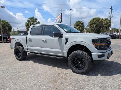 Avalanche 2026 Ford F-150 XLT