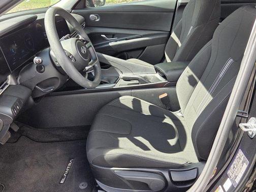 Abyss Black 2024 Hyundai ELANTRA SEL
