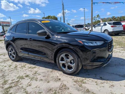 Agate Black Metallic 2024 Ford Escape ST-Line