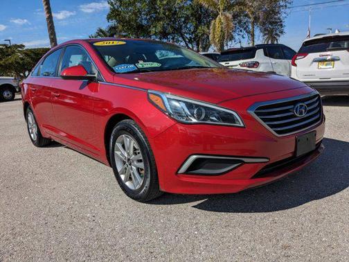 2017 Hyundai SONATA SE