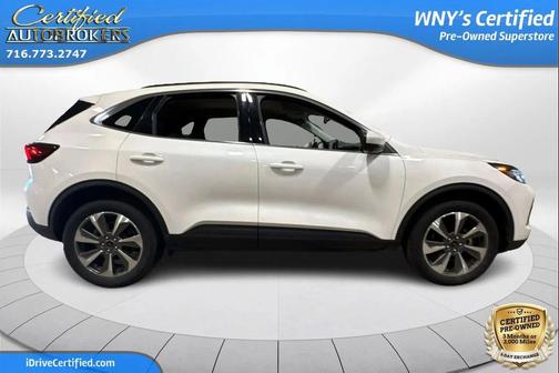 STAR WHITE METALLIC TRI-COAT 2024 Ford Escape Platinum