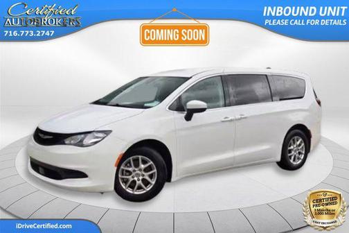 Bright White Clearcoat 2023 Chrysler Voyager LX