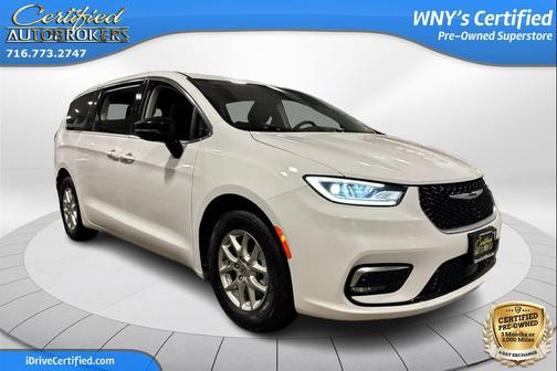 Bright White Clearcoat 2024 Chrysler Pacifica Touring L