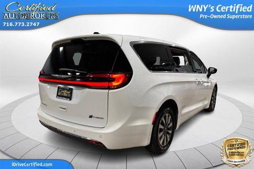 2023 Chrysler Pacifica Hybrid Touring L
