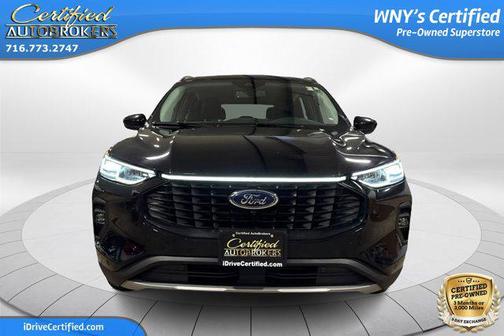 AGATE BLACK METALLIC 2024 Ford Escape Platinum