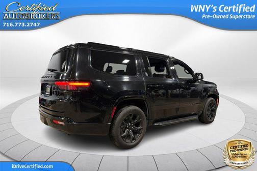 Diamond Black Crystal Pearlcoat 2024 Jeep Wagoneer Series II Carbide