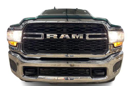 2022 RAM 2500 Tradesman Crew Cab 4x4 8' Box