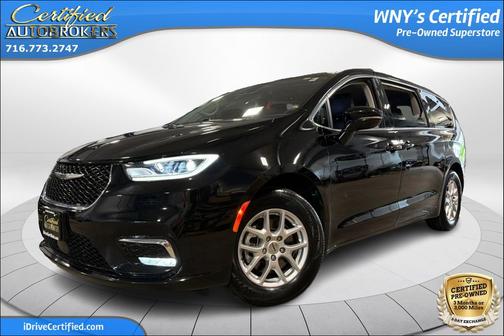 Diamond Black Crystal Pearlcoat 2024 Chrysler Pacifica Touring L