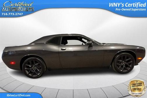 2021 Dodge Challenger SXT