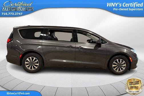 2023 Chrysler Pacifica Hybrid Touring L