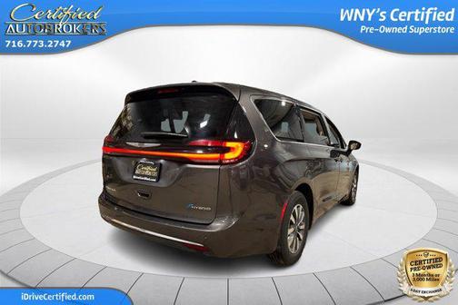 2023 Chrysler Pacifica Hybrid Touring L